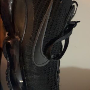 Nike Vapormax Flyknit 2021 size 10.5 men’s